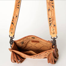 Load image into Gallery viewer, Sunflower tooled crossbody
